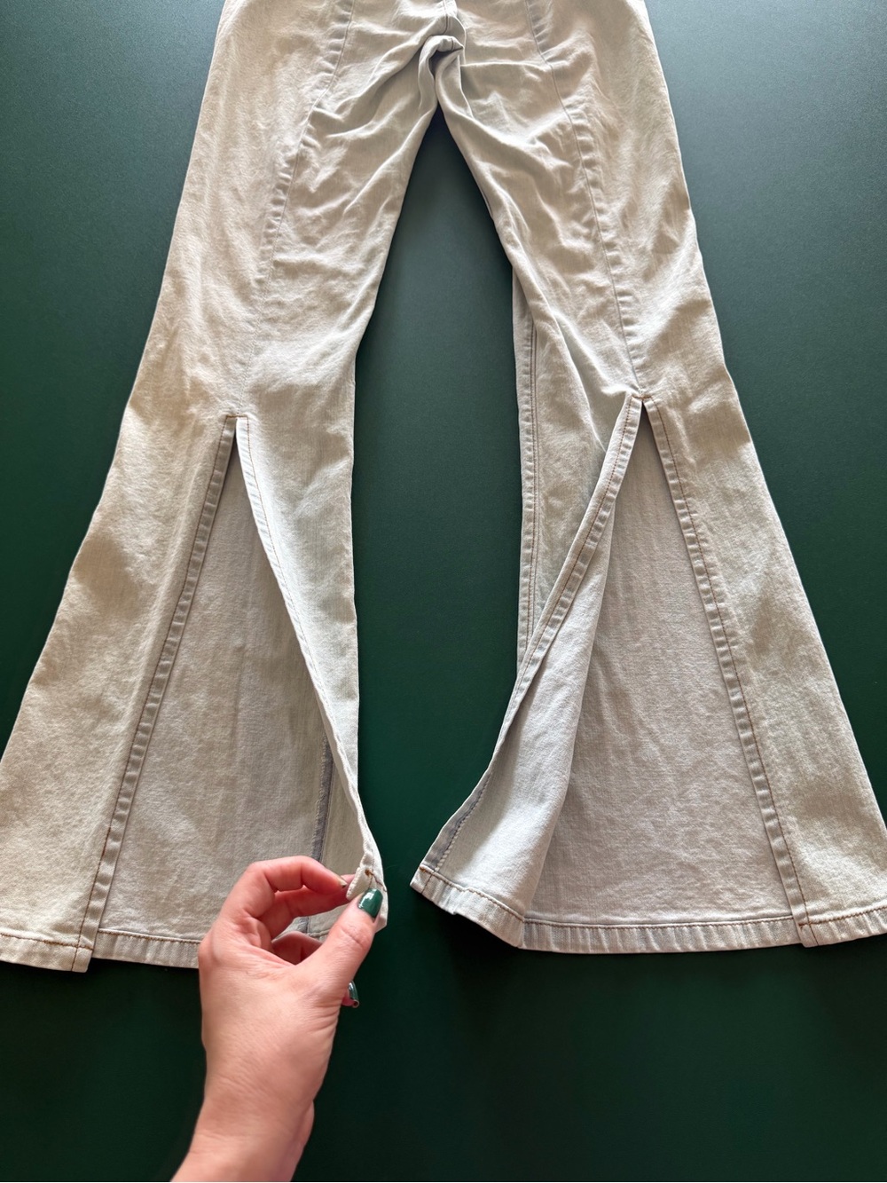 Vintage J Lo Jean - Picture 3 of 13